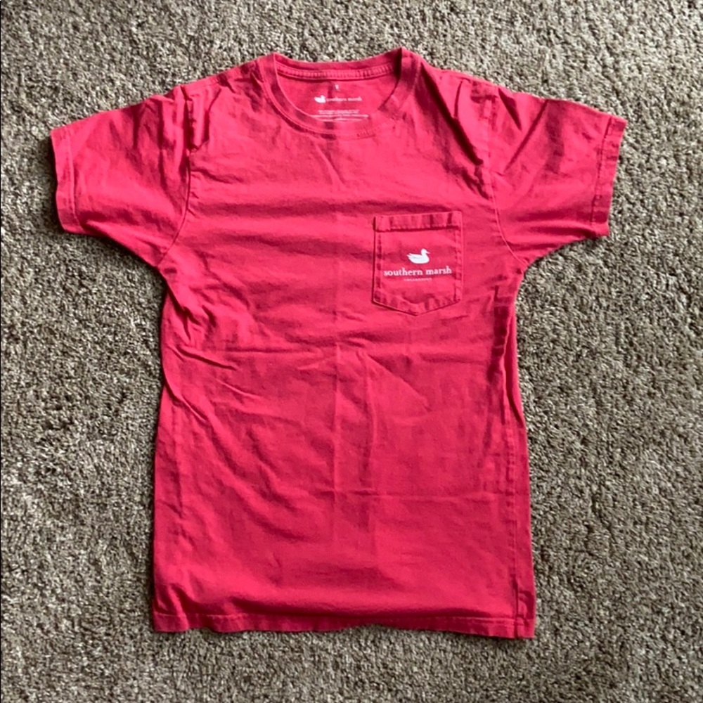 Southern marsh red tee